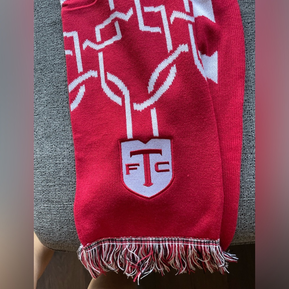 2024 TFC scarf brand new